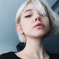 qq头像带猫的女生头像 女生带猫的QQ头像 (14)