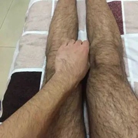 有腿毛的女生图片 (15)