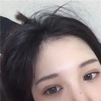 露眼睛的女生头像 (15)