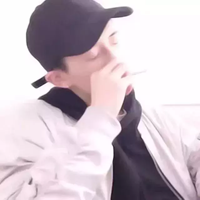 既不骚气，又很独特的小众男生头像 (4)