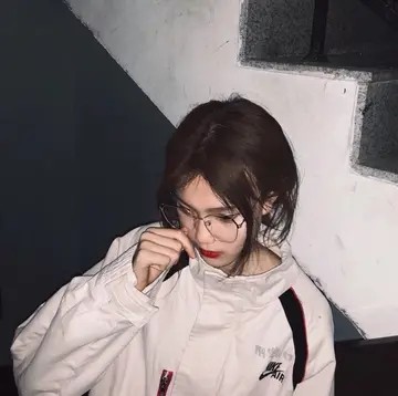 欧美风女ins头像图片 (7)