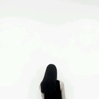 头像女生背影黑白长发 唯美黑长发背影图片头像女生 (14)