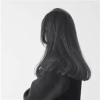 头像黑白女生背影伤感 黑白背影微信头像女生伤感 (13)