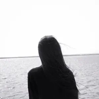 头像黑白女生背影伤感 黑白背影微信头像女生伤感 (22)