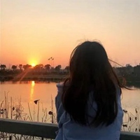 时尚女生头像背影 时尚美女背影图片微信头像 (12)