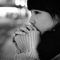 微信头像女生捂脸照片【点击鼠标右键下载】