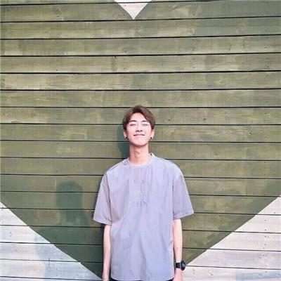 好看的男生微信头像精选帅气有个性 我对你的爱已过期