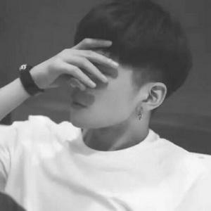 黑白个性霸气男生微信头像