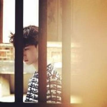 好看的微信阳光男孩头像一场相识相知相爱相离