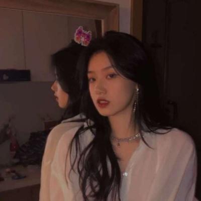 2021最新微信头像新款女