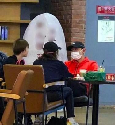 高冷景甜成恋爱中的小女孩 胖了整整十几斤