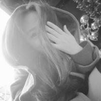 黑白孤傲高冷女生头像