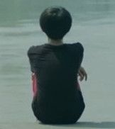 微信真人头像一个人的背影【点击鼠标右键下载】