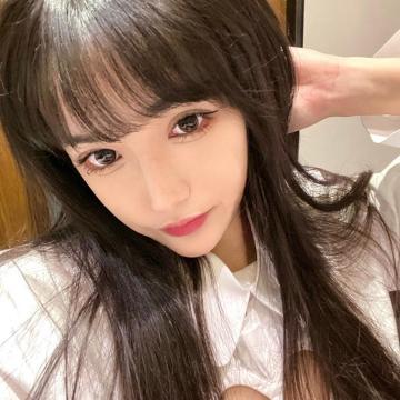 2020新版微信头像女生简单大方