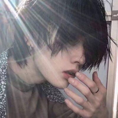 阳光男人头像高清图片超拽超帅气男生真人气质微信头像大全