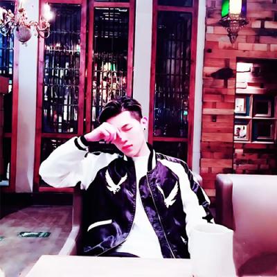 帅哥微信头像帅气,万般野心只为帅气的你