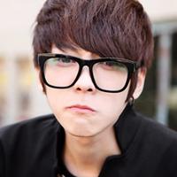 漫画男生帅气图片子(下半身)【点击鼠标右键下载】