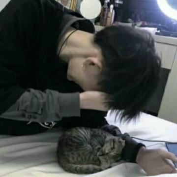 2019最新微信头像男生伤感背影大全 世态炎凉别太善良