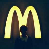 伤感自嘲颓废的头像【点击鼠标右键下载】