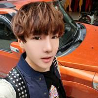 头像女生简单气质齐刘海马尾【点击鼠标右键下载】