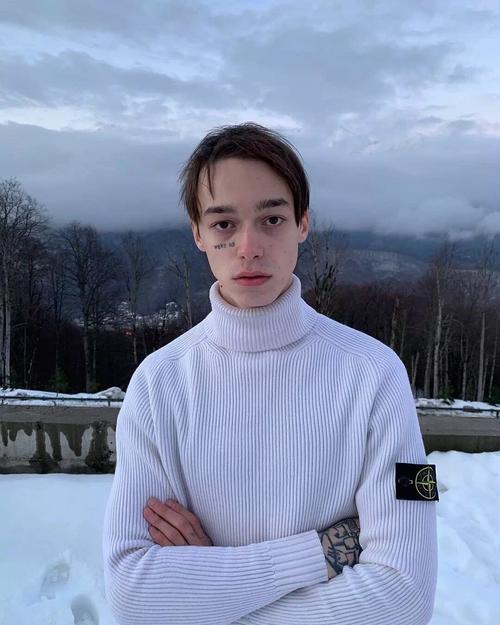 有没有那种酷酷的微信头像啊