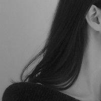 女生侧面黑色头像图片【点击鼠标右键下载】