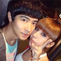 非主流闺密头像侧脸【点击鼠标右键下载】