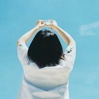 无瑕的清爽唯美女生微信头像静态的总是哪一种