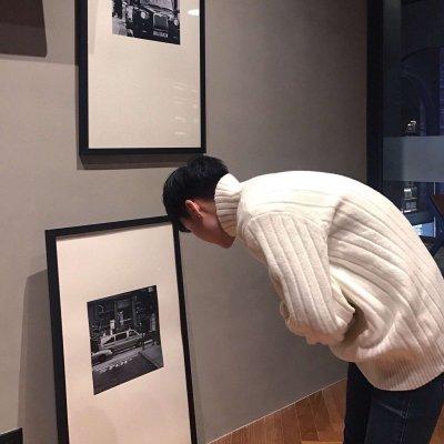 微信帅气男神背影头像图片_男生微信头像_头像屋