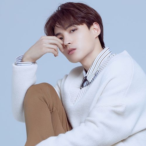 黑夜难掩帅气_帅哥头像图片_扣扣居