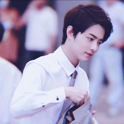 允言/高冷帅气微信肖战头像 _微信头像_我要个性网