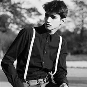 男头帅气上学时动漫_微信头像图片大全