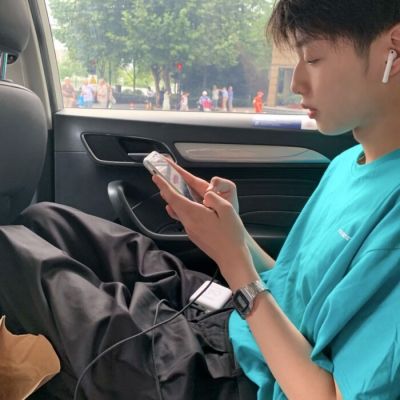 顾柒颖 风格小众男头_男生头像_我要个性网