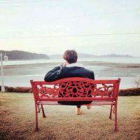 一男一女的微信情侣头像背影两张_微信头像图片大全