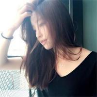 侧脸的头像女生