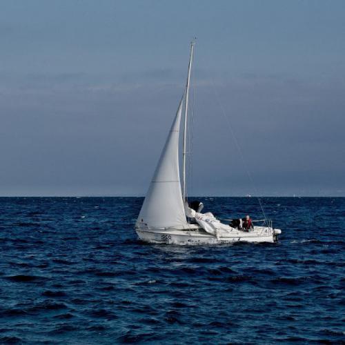 大海帆船微信头像 蓝色大海帆船微信头像图片-个性头像