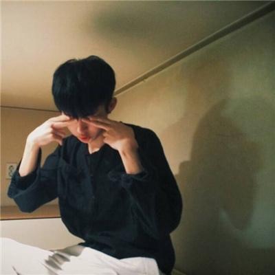 2019最新伤感头像男生冷淡孤独 人一无所有的时候最清醒,男生头像图片