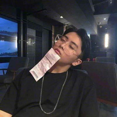 男生高清微信头像真人_搞笑微信头像真人版 - 随意云