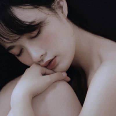 苏瓷:时尚御姐女头(个性 高冷 成_微信头像_我要个性网