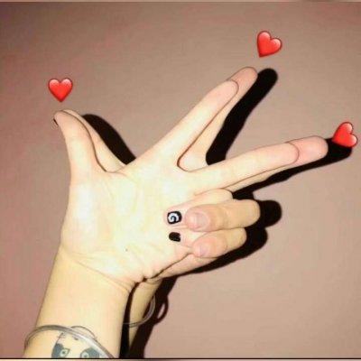 情侣头像手势两张(情侣头像手势图片) - q之家 - www.anhuiqq.cn