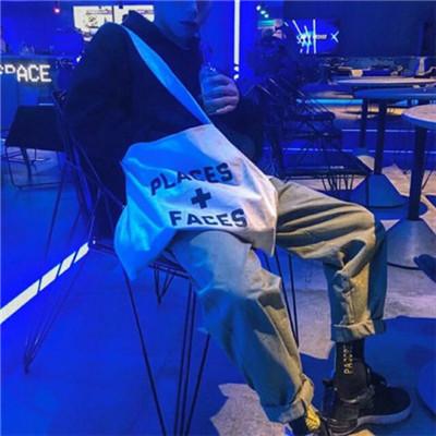 2018独一无二的微信头像男生 左顾右盼不自然的暗自喜欢分享!-猴子技