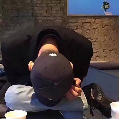 炫酷微信头像男生高清图片_男生微信头像_头像屋