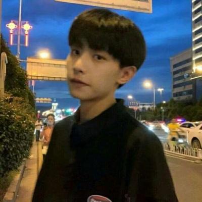 好看高清男生头像真人帅气 超酷个性男生微信头像图片_男生头像_美头