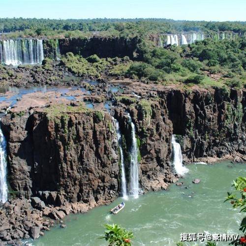 瀑布风景微信头像,巴西伊瓜苏大瀑布自然风景图片_整理_头像_巴西