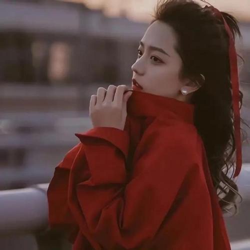 唯美霸气女生头像红色_头像图片_扣扣乐园
