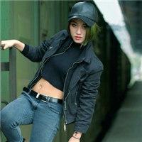 性感又霸气的花臂纹身女人_微信头像图片大全