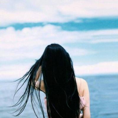 微信头像女生背影长发真人图片_女生微信头像_头像屋