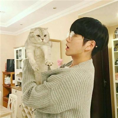 2019最火微信头像男生帅气搞怪 想谈恋爱吗我这边二缺一,男生头像图片