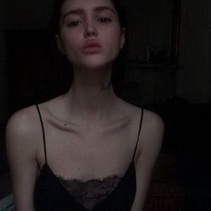 好看优雅有气质的欧美女生微信头像16-微信头像