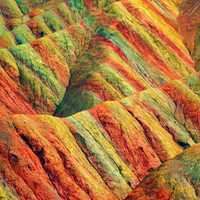 七彩丹霞地质美景 (6)